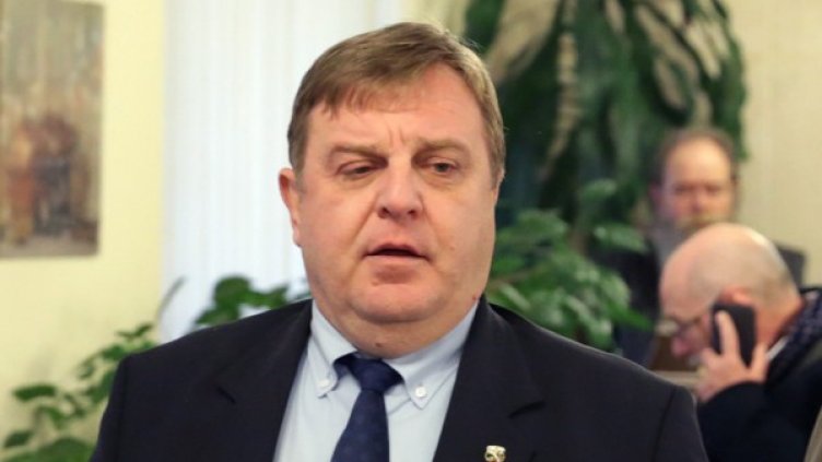 Красимир Каракачанов. Снимка: архив, БТА