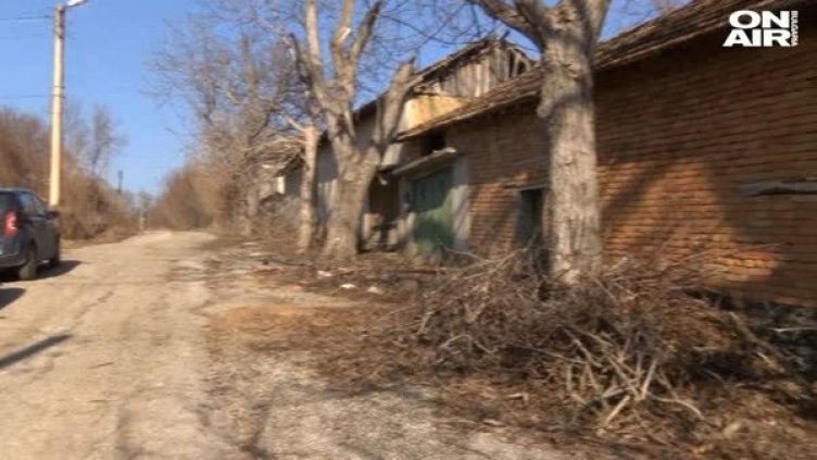 Затворник в собствения си дом! Пребиха и заключиха старец за 340 лв.