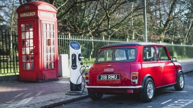 Снимкa: Swindon Powertrain