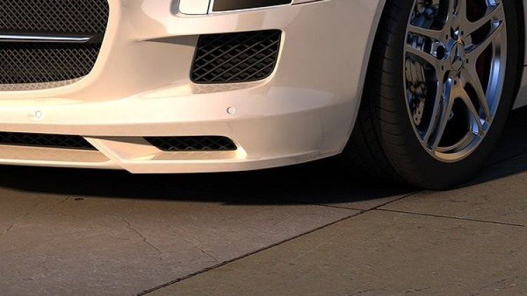 Тунинг, мощни коли и тестостерон: Гонките в центъра на Кьолн