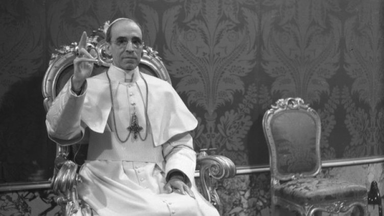 Снимки: Reuters