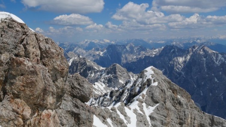 Алпите вдигат температура: Затоплянето променя облика на планината