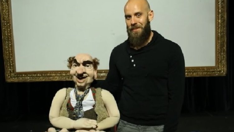 Димитър и бай Тъньо &ndash; тандем от човек и кукла с хаплив език