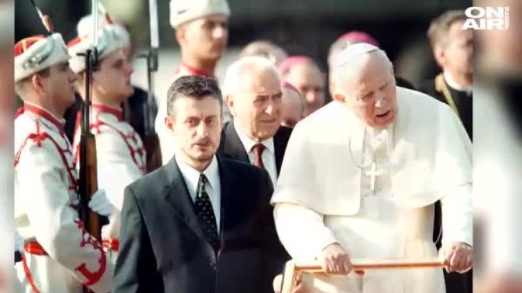 Посещението на папа Йоан Павел II през очите на фотографите