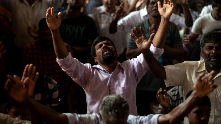 Снимки: Reuters