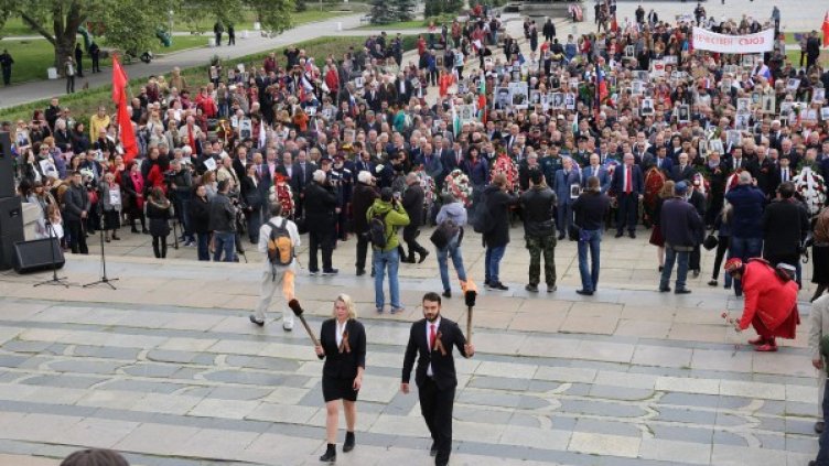 "Безсмъртният полк" почете падналите в борбата с хитлерофашизма