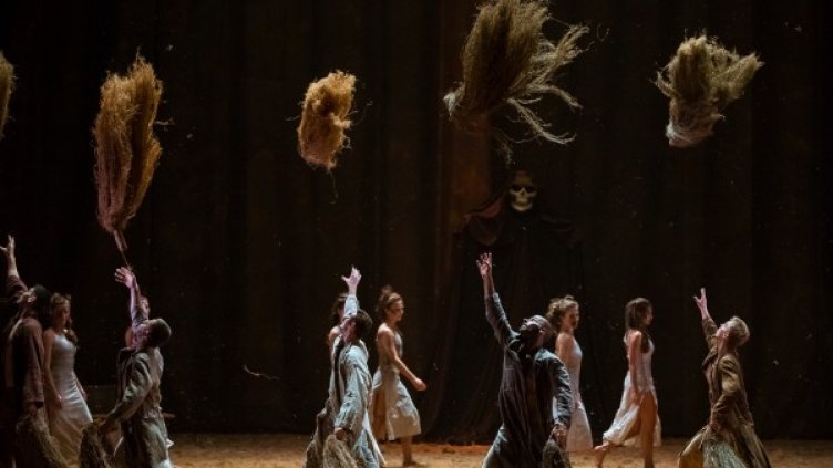 Снимка: Carmina Burana @ Tarnav&#246;lgyi Photography