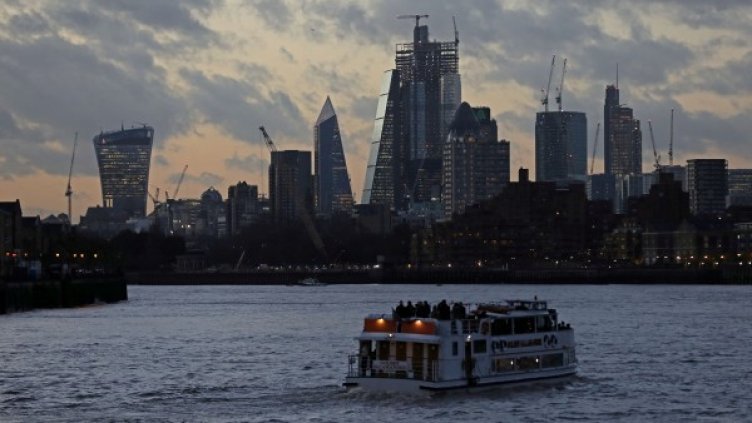 Снимки: Reuters