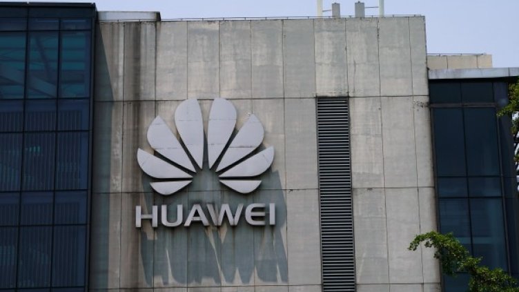 Снимки: Reuters