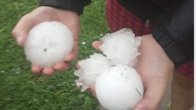 Град с размерите на портокал удари в Сърбия