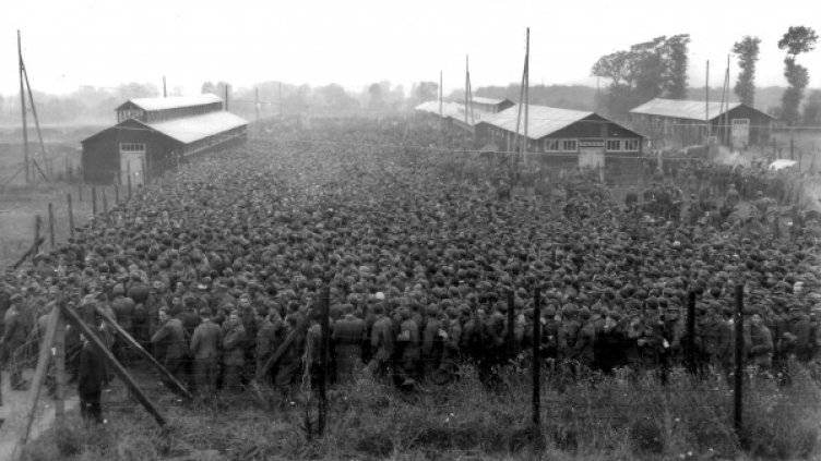 Снимки: Reuters