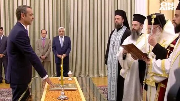 Кириакос Мицотакис пое Гърция: Кой е новият премиер?