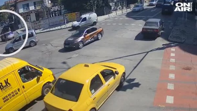 Шофьор удари дете на пешеходна пътека и избяга, търсят го