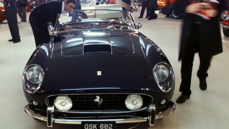 Снимки: Reuters