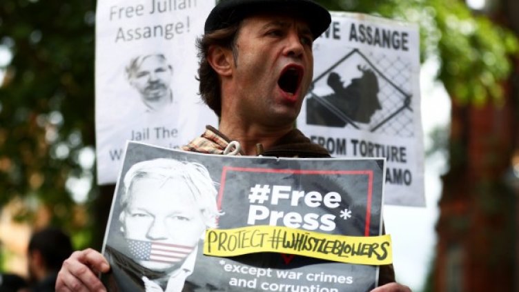 Снимки: Reuters