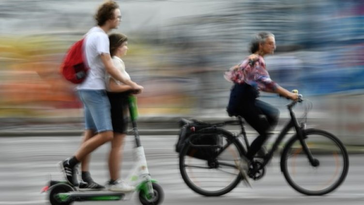 Снимки: Reuters