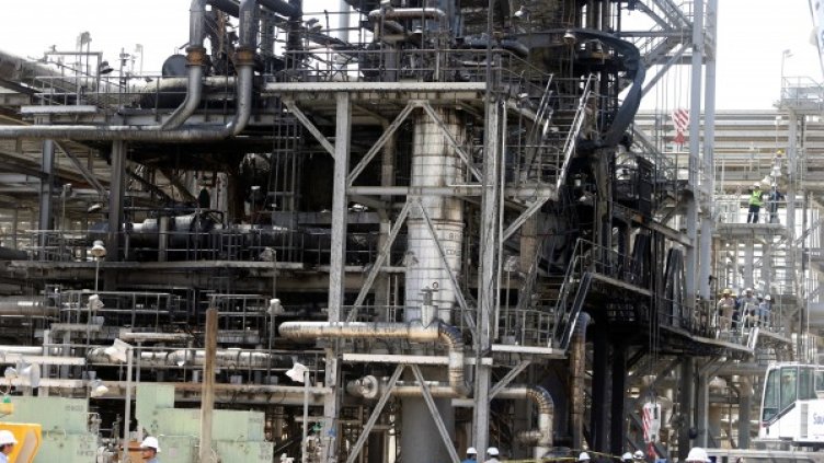 Снимки: Reuters