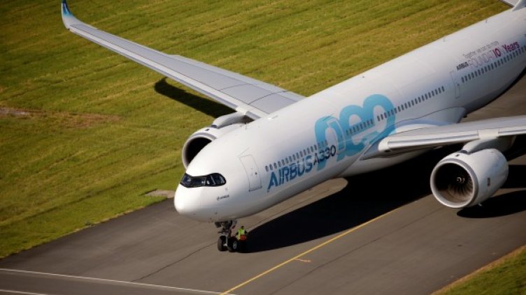 Снимки: Reuters