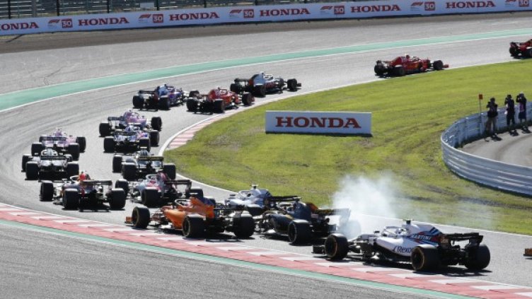 Снимки: Reuters