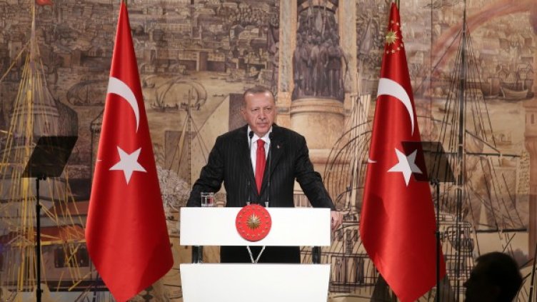 Снимки: Reuters