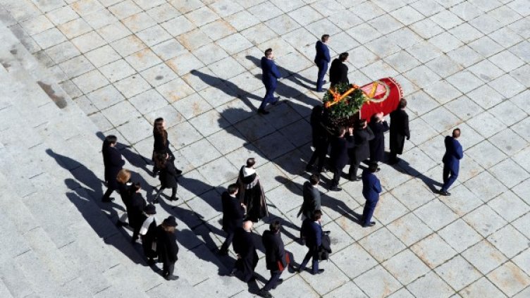 Снимки: Reuters