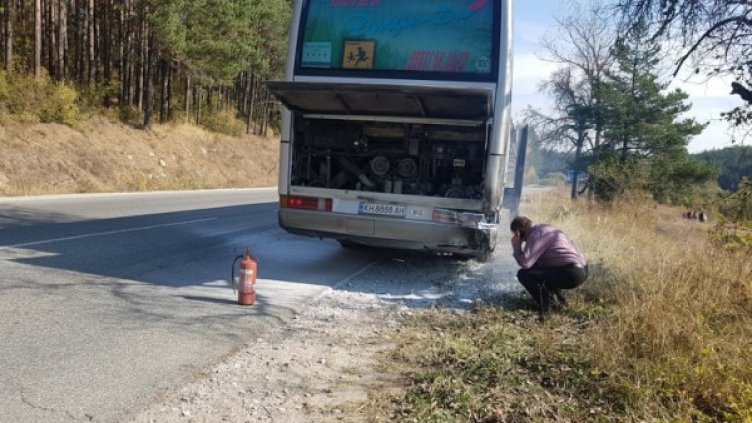 Снимка: Радио В-99