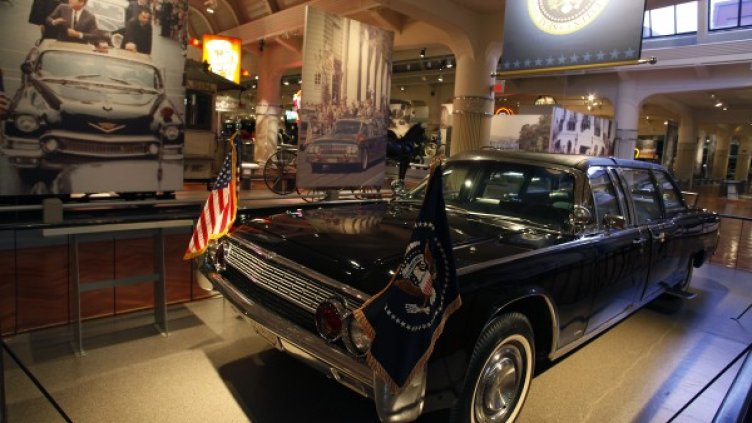 Снимки: Reuters