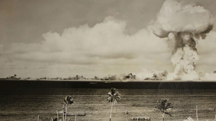 Снимки: Reuters