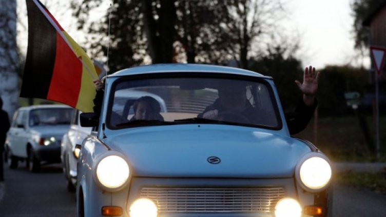 Снимки: Reuters