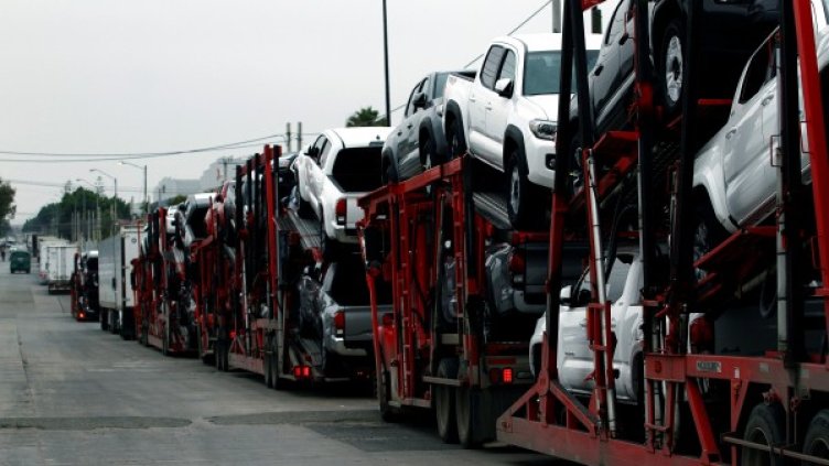 Снимки: Reuters