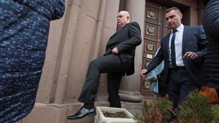 Гешев със заявка за по-активна прокуратура за справедливост 