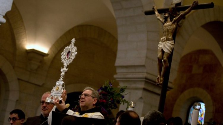 Реликва от яслата на Исус с нов дом във Витлеем