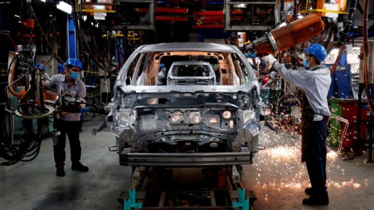 Снимки: Reuters