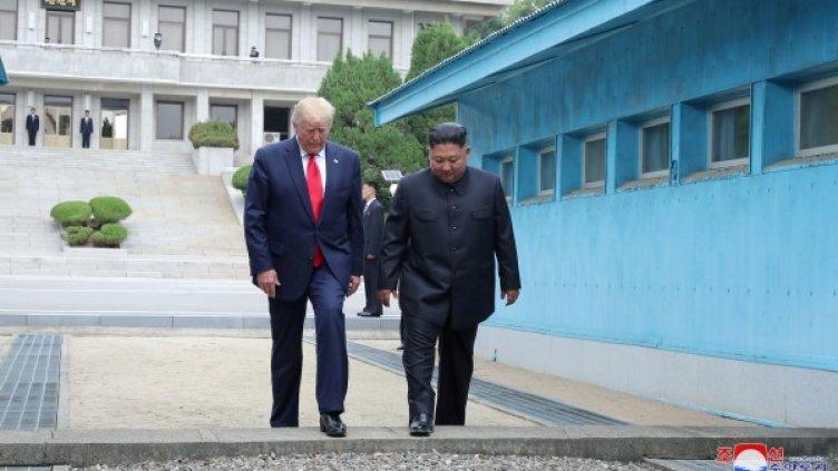 Доналд Тръмп и Ким Чен Ун. Снимка: архив, Reuters