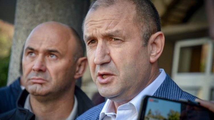 Румен Радев ще предложи промени в Конституцията