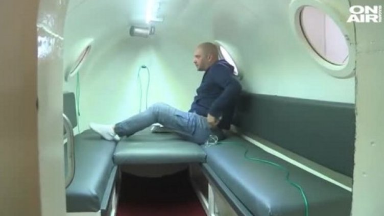 Семейство създаде барокамера за болния си син в Пазарджик