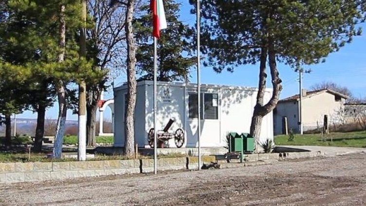 Снимка: Дарикнюз