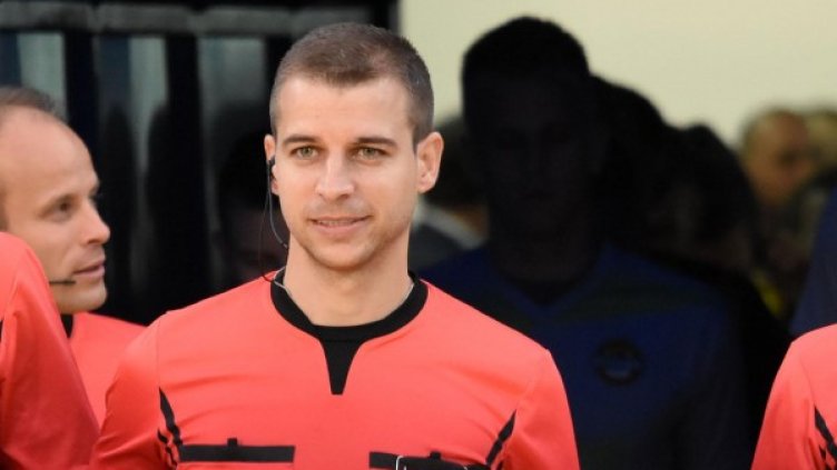 Стефан Апостолов е действащ футболен съдия. Снимка: Булфото