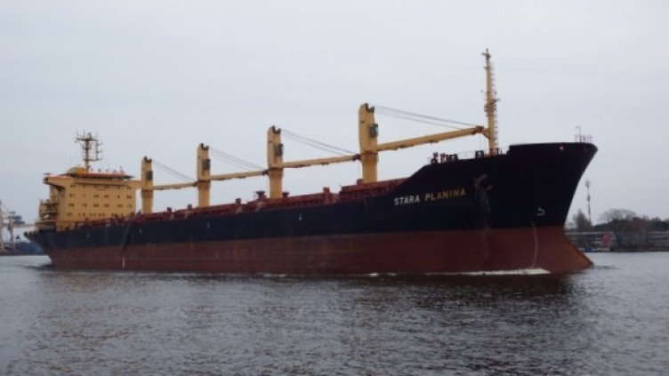 Снимка: vesselfinder.com