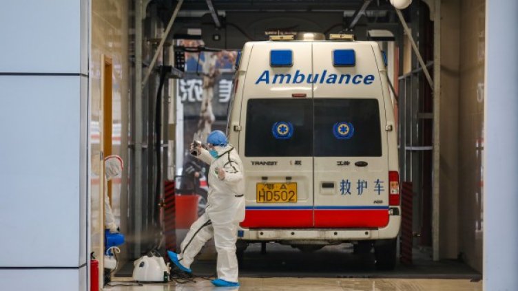 Заради коронавируса трима българи са блокирани в Ухан