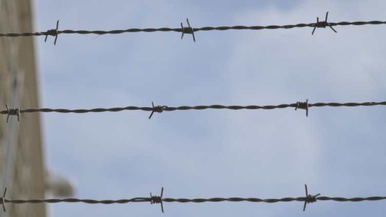 В "пенсионерския затвор" на Германия: Тенис на маса, градина, ерготерапевт...