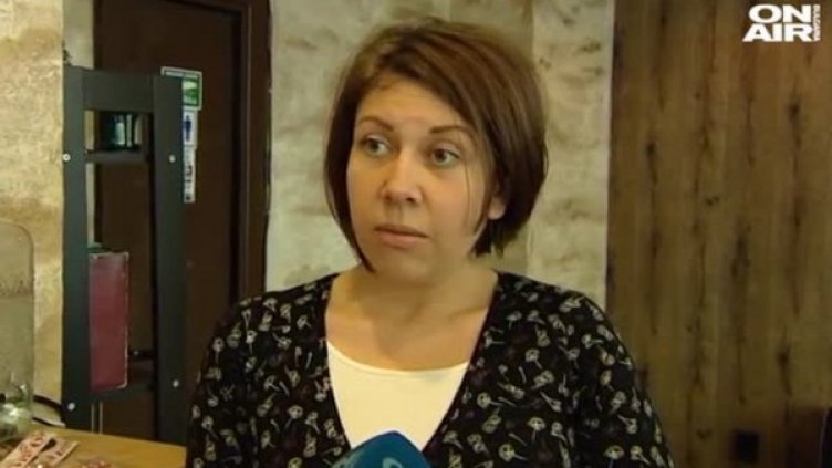 В помощ на кучето Бандит: Доброволци продават мартеници 