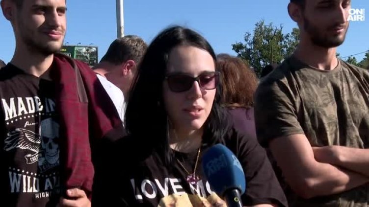 Майка от "Дружба": Как без парно и топла вода да гледаме деца зимата?