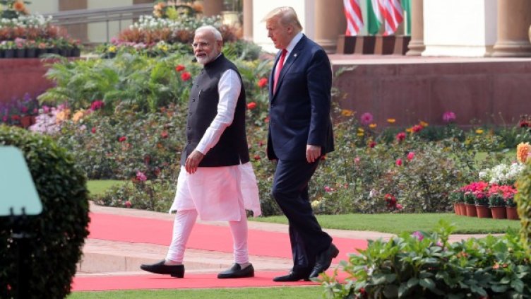 Нарендра Моди и Доналд Тръмп. Снимка: БГНЕС
