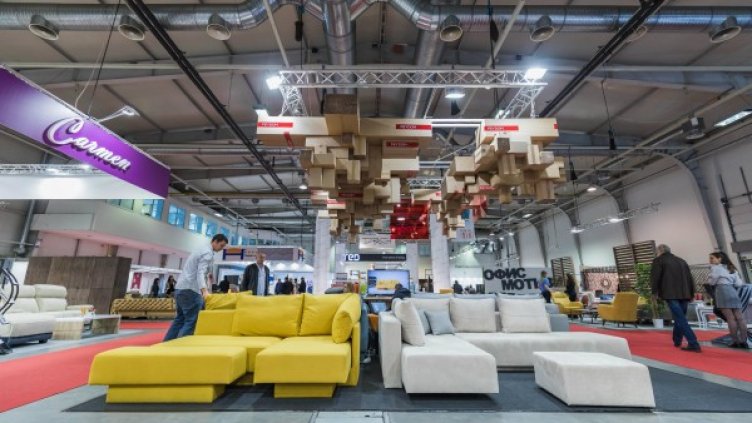 Домът в твоя хол