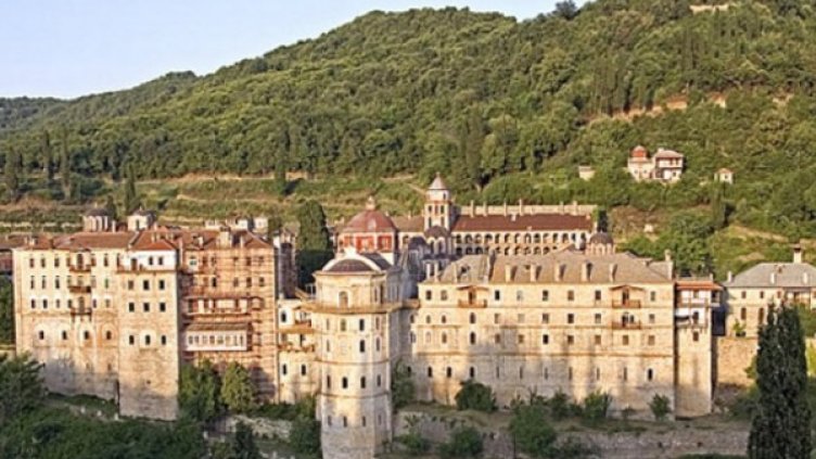 Поклонник с COVID-19 в Света гора &ndash; в Зографския манастир