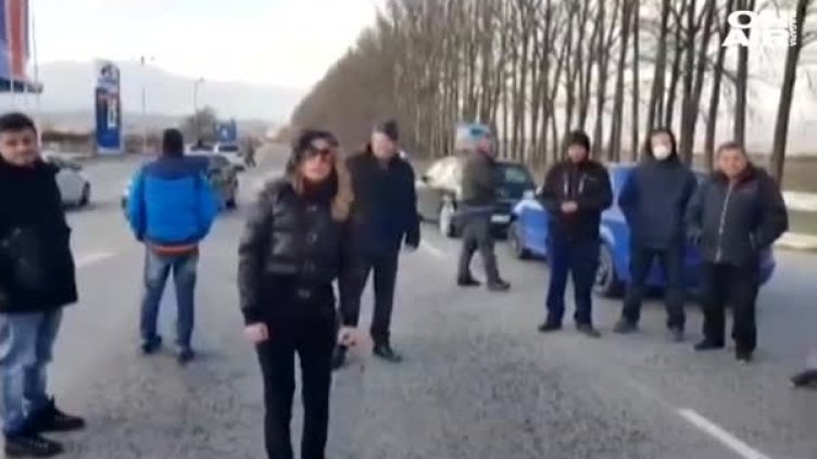 Оплаквания в Банско: Пуснете ни, в нечовешки условия сме!