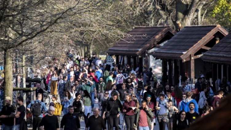 Трептов парк, Берлин, 12 април 2020 г. Снимка: БГНЕС