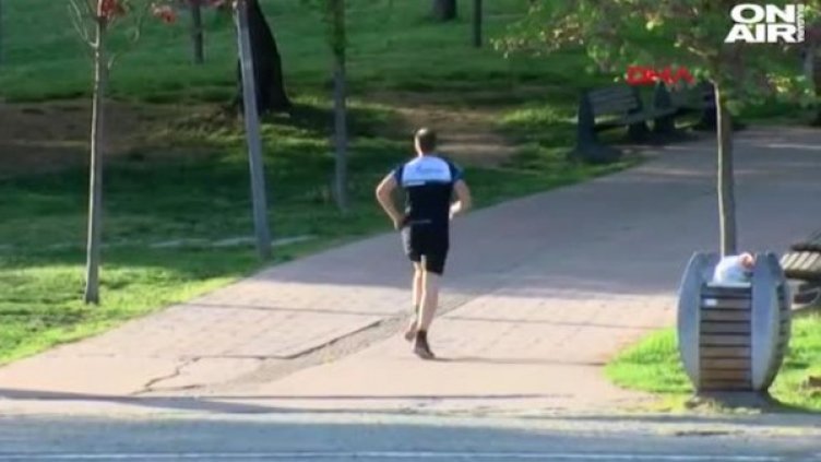  Излизането в големите градове в Турция забранено за 3 дни  