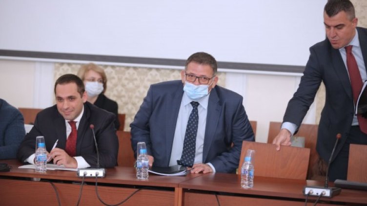 Новото ръководство на ББР на отчет пред депутатите 